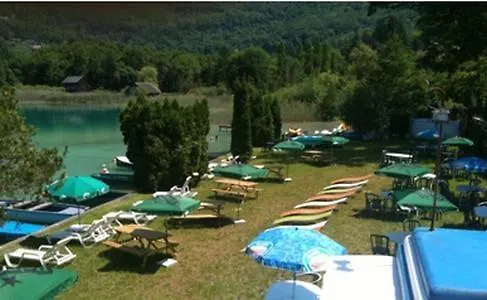 **  Hotel Les Sirenes Lepin-le-Lac Francie